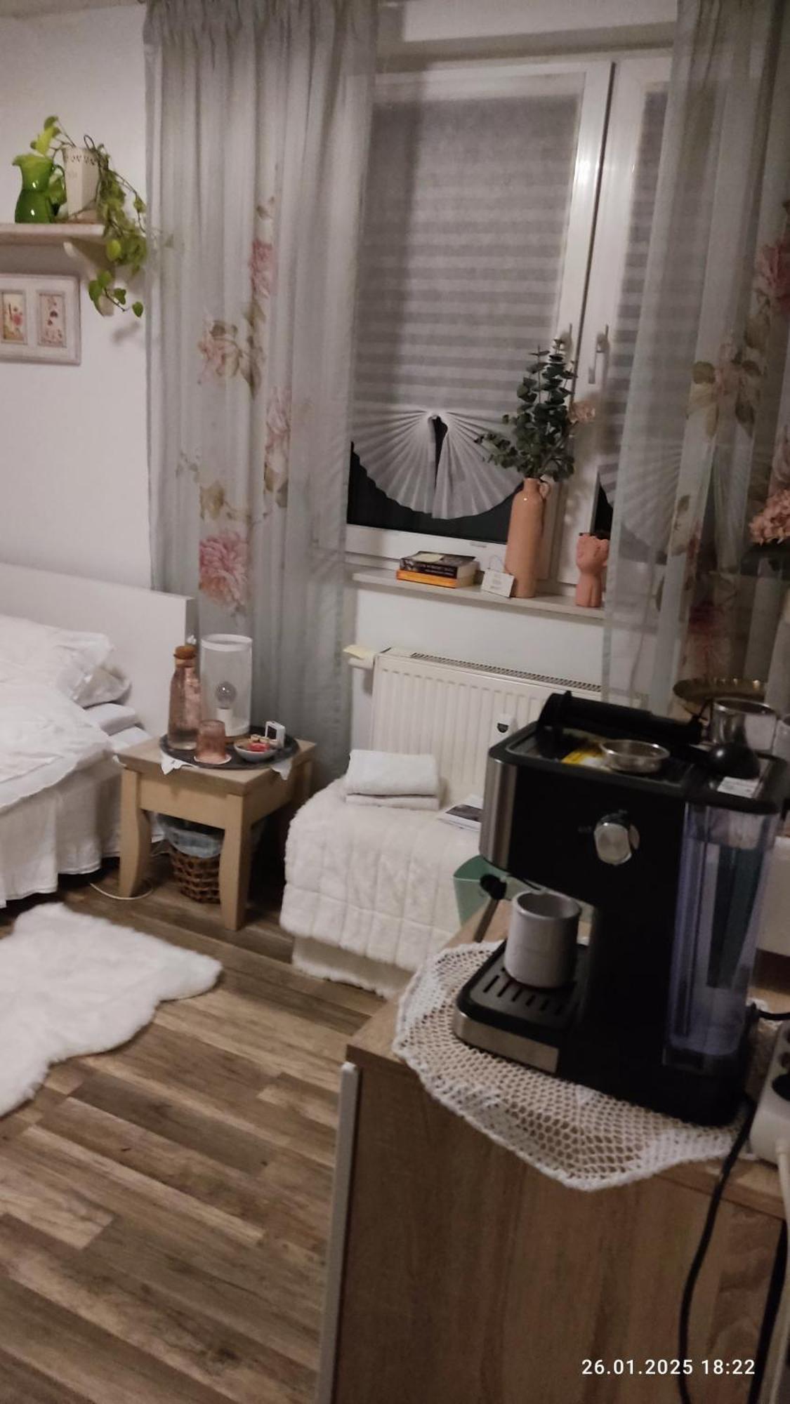 Gemuetliches Einzelzimmer Frisch Renoviert ,Super Late Check In Moeglich Brake (Bielefeld) Экстерьер фото